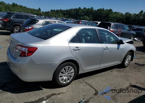 2014 Toyota Camry L z USA, uszkodzony, nr VIN 4T4BF1FK1ER389979
